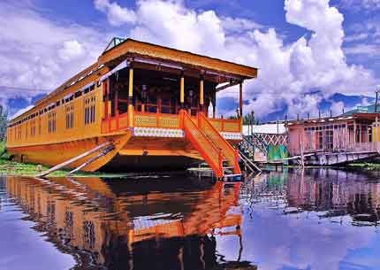 Kashmir House Boats Packages